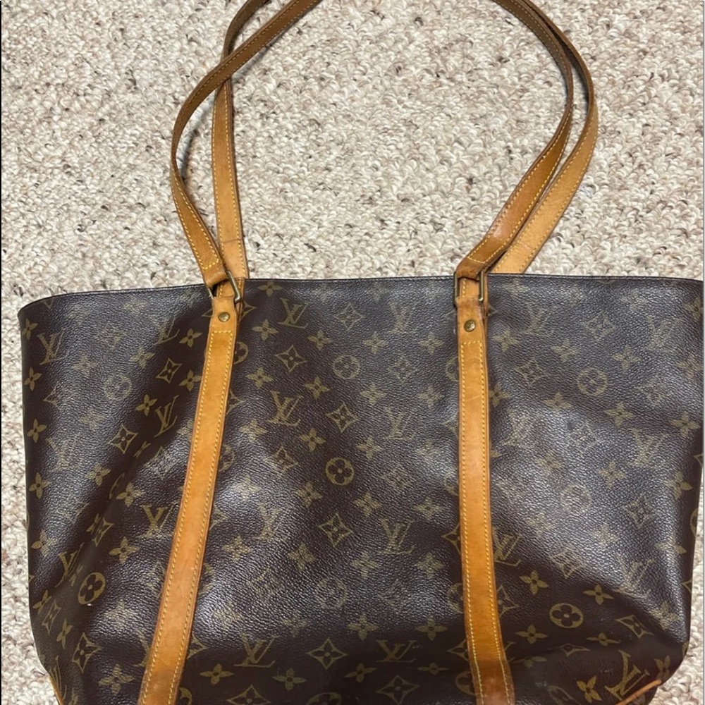 Huge authentic Louis Vuitton purse SAC shopper  big tote style authenticated 👜